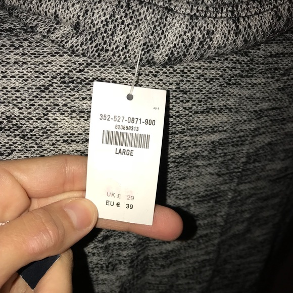 Cardigan - Picture 3 of 3